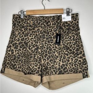 Express stretch shortie high rise leopard shorts size 10